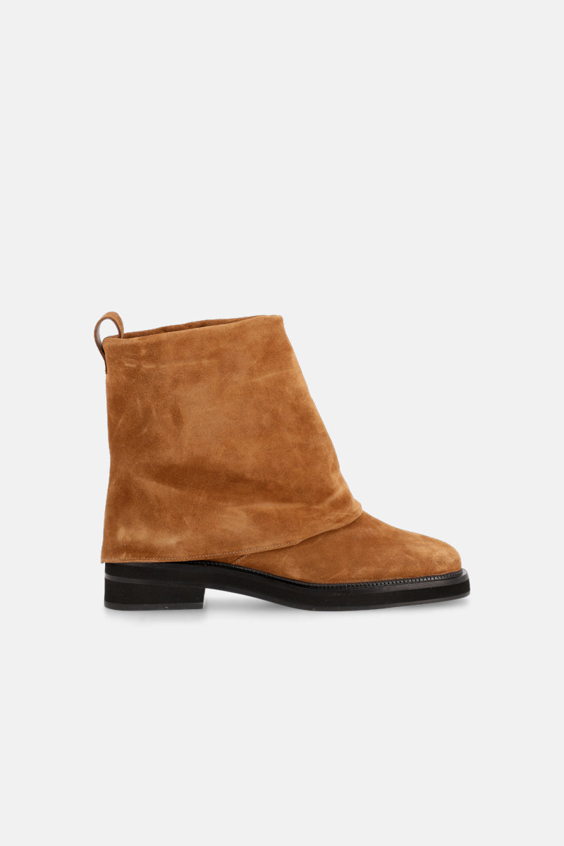 BOTA REBEL