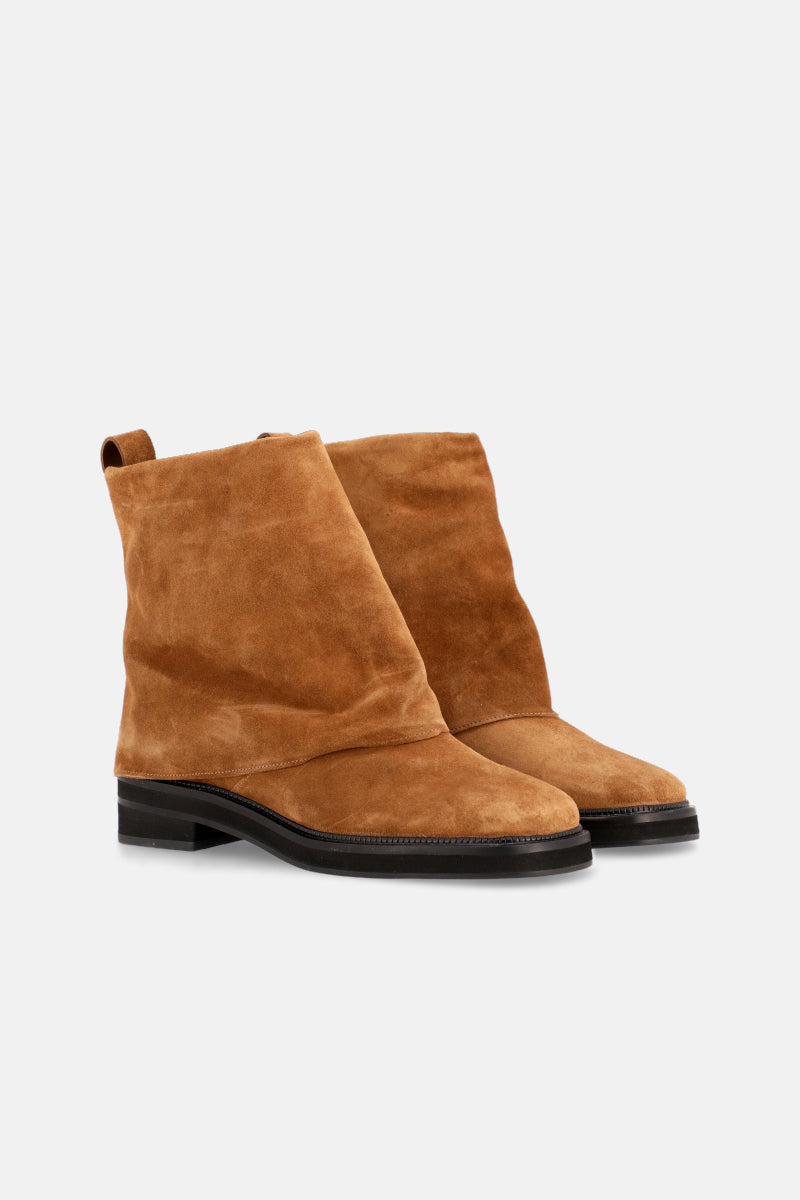 BOTA REBEL