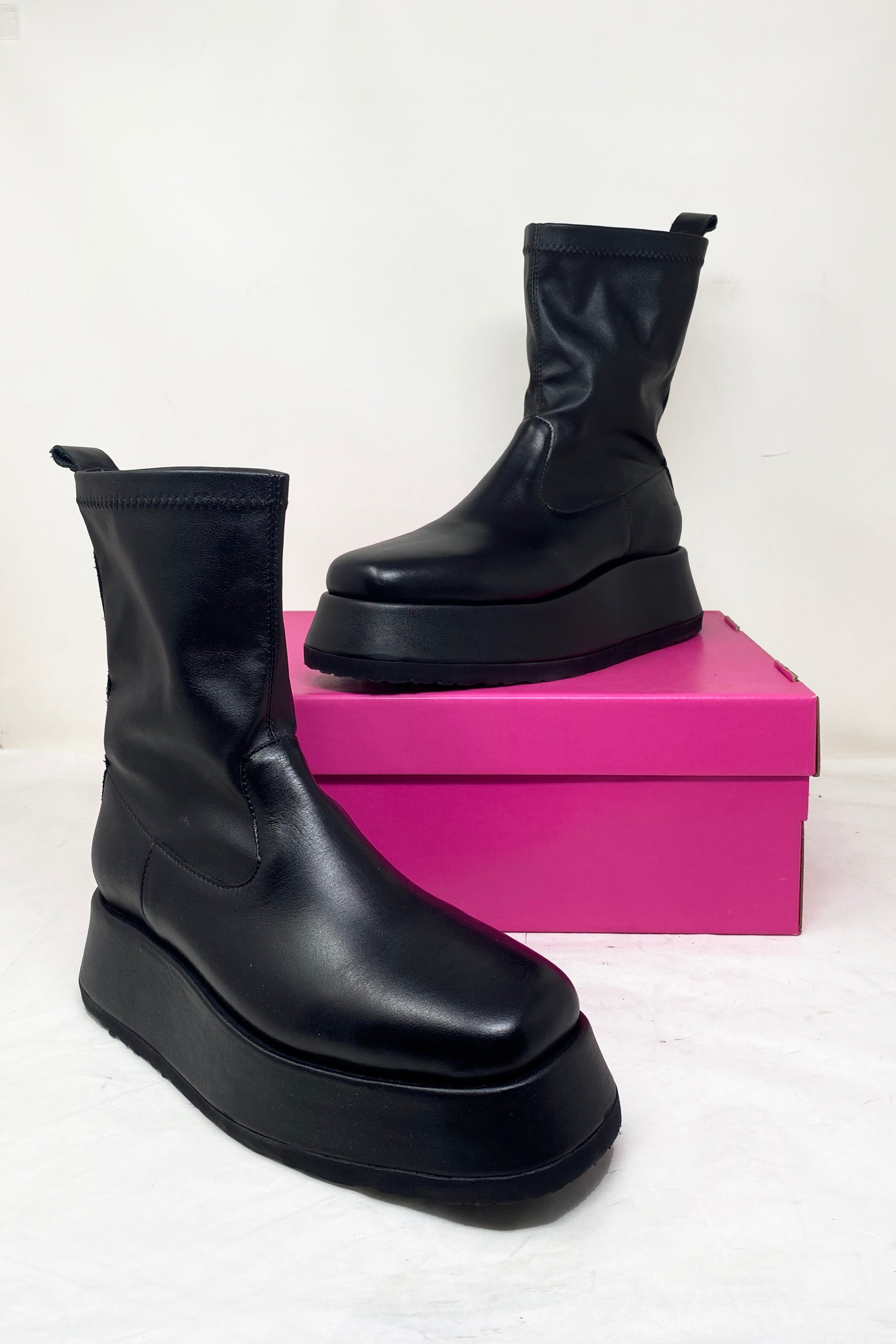 BOTA CHILKA