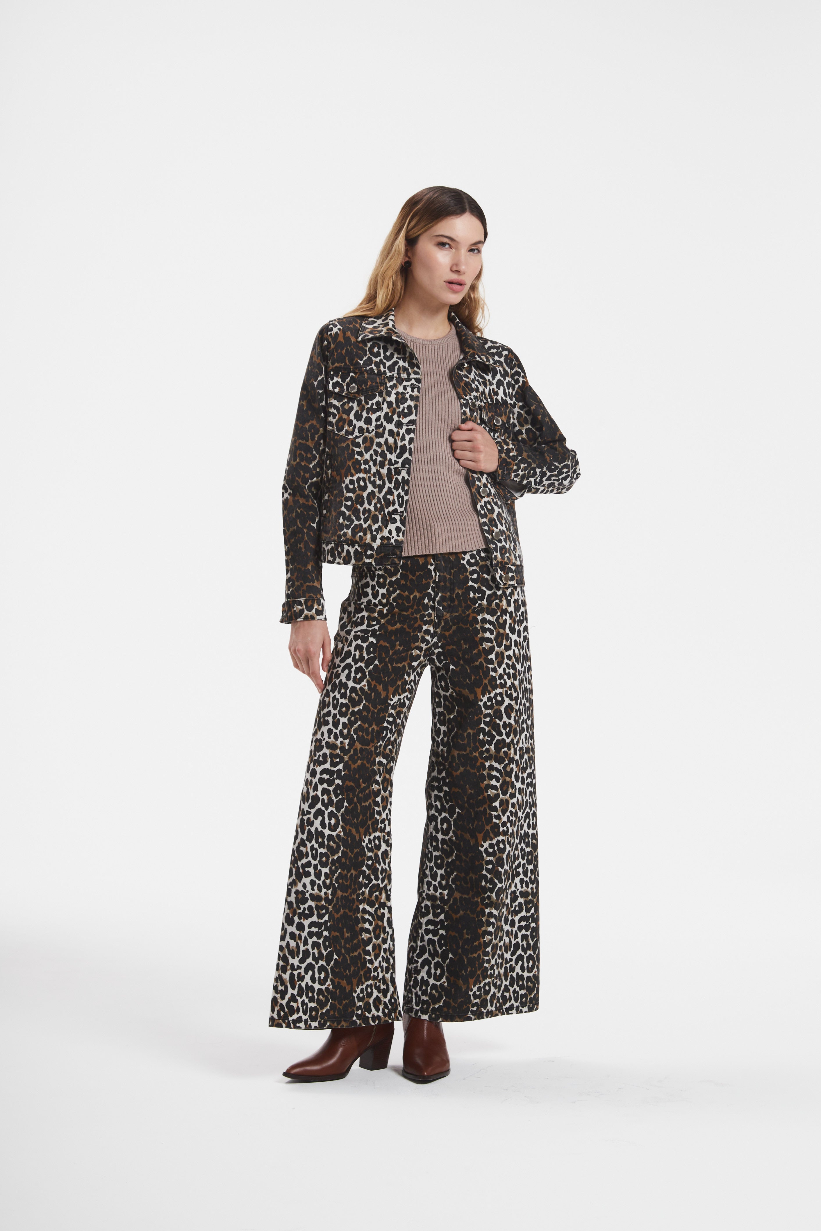 CAMPERA PRINT - Justa Osadia - Justa Osadia - CAMPERA