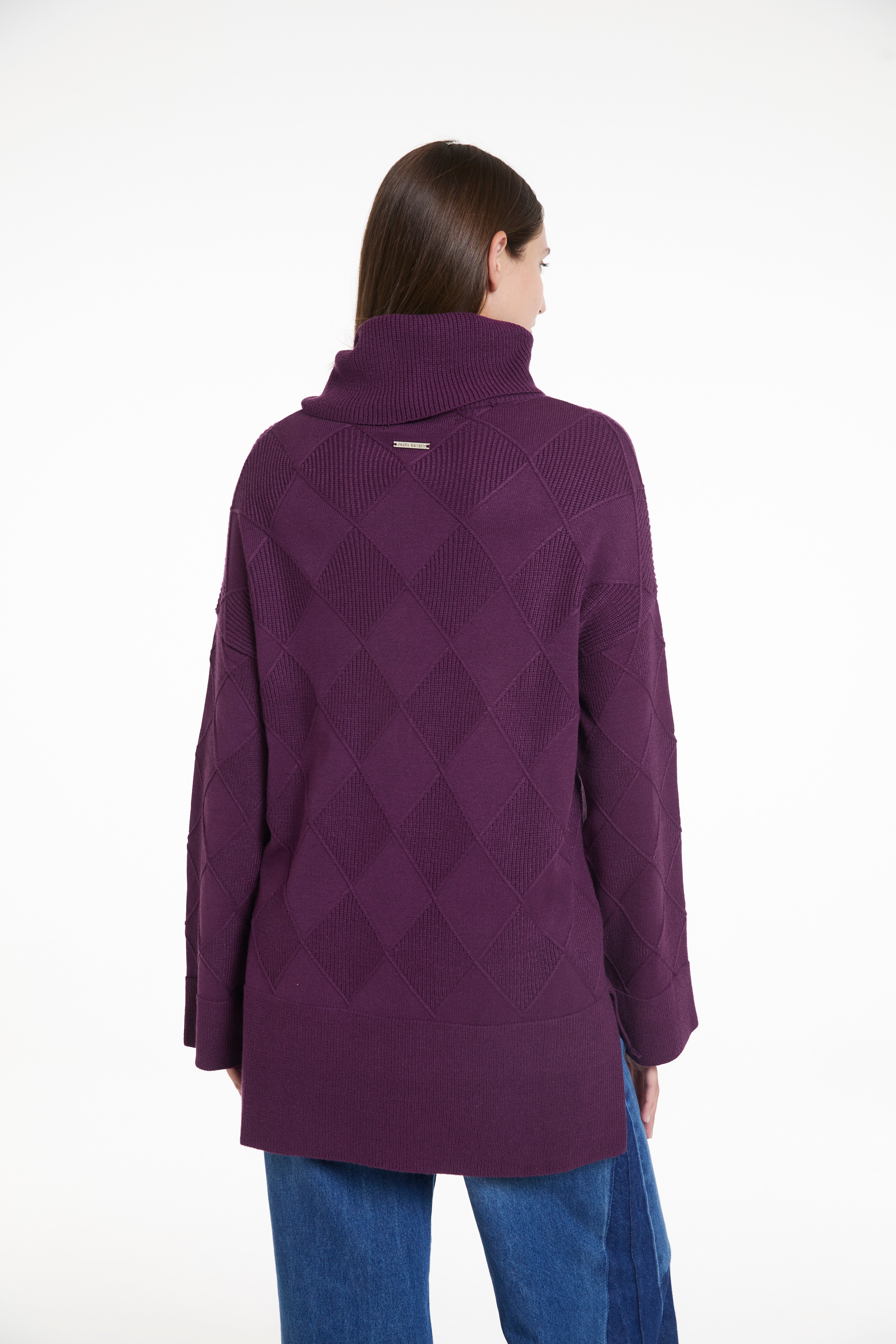 SWEATER SQUARE