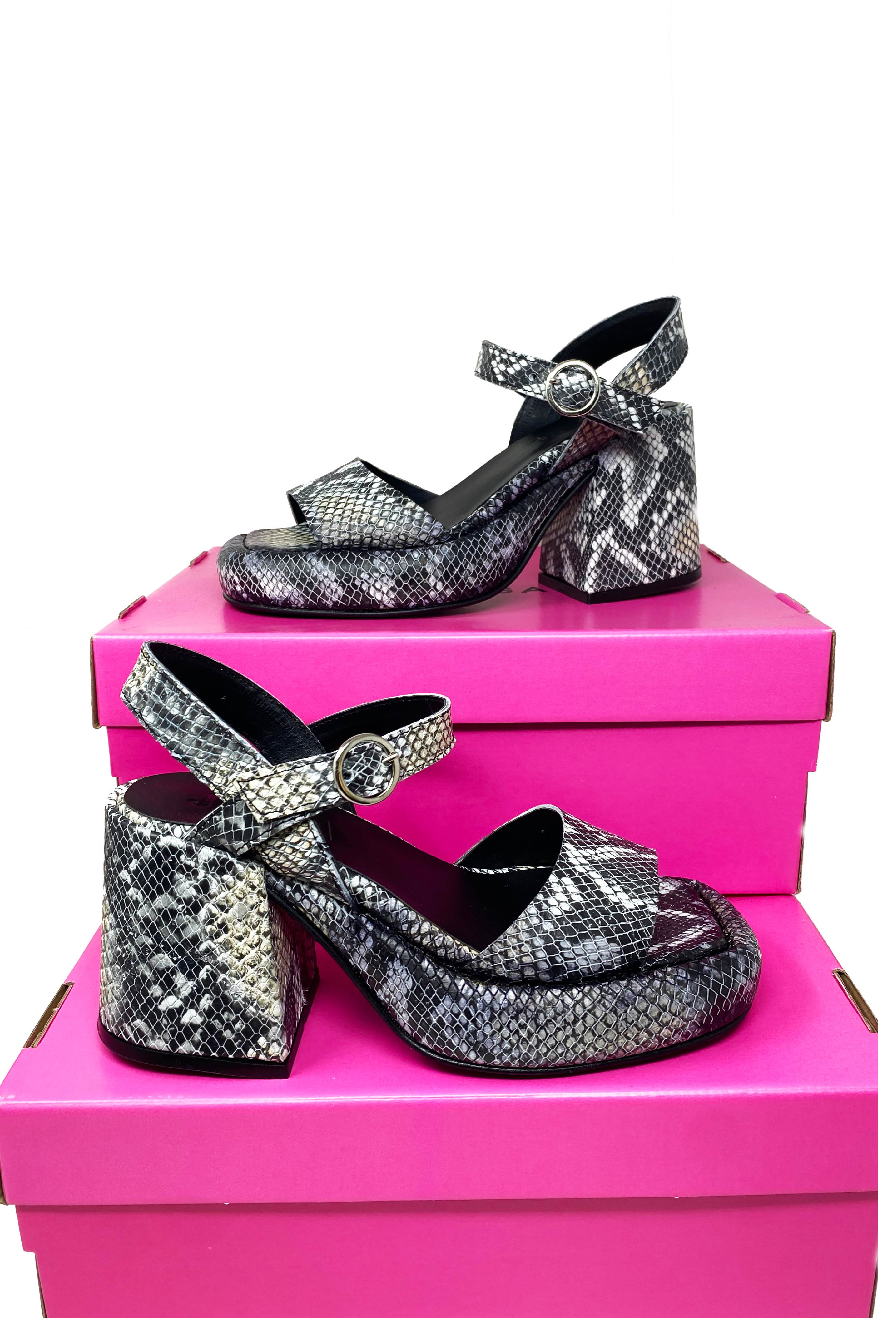 SANDALIA MOMA - Justa Osadia - Justa Osadia - SANDALIA