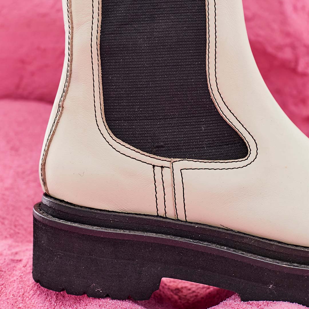 BOTA WULAR - Justa Osadia - Justa Osadia - BOTA