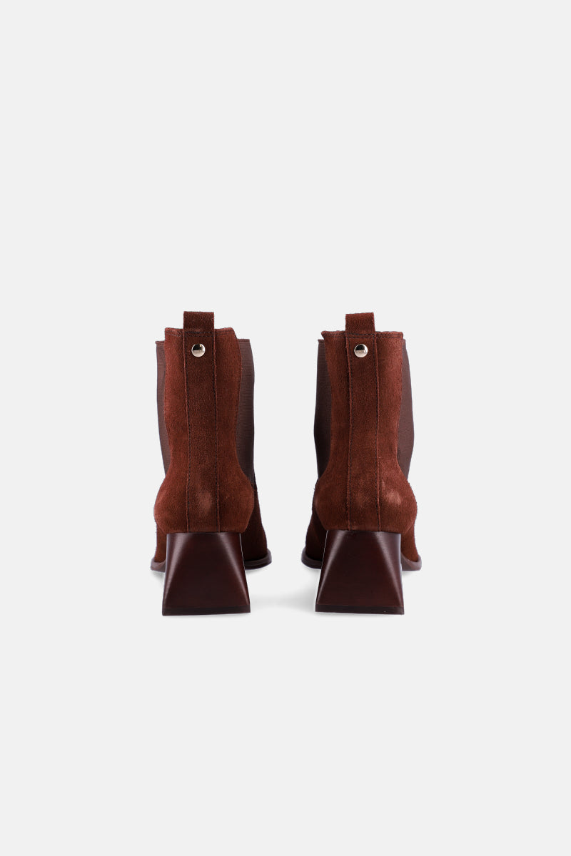 BOTA LINE