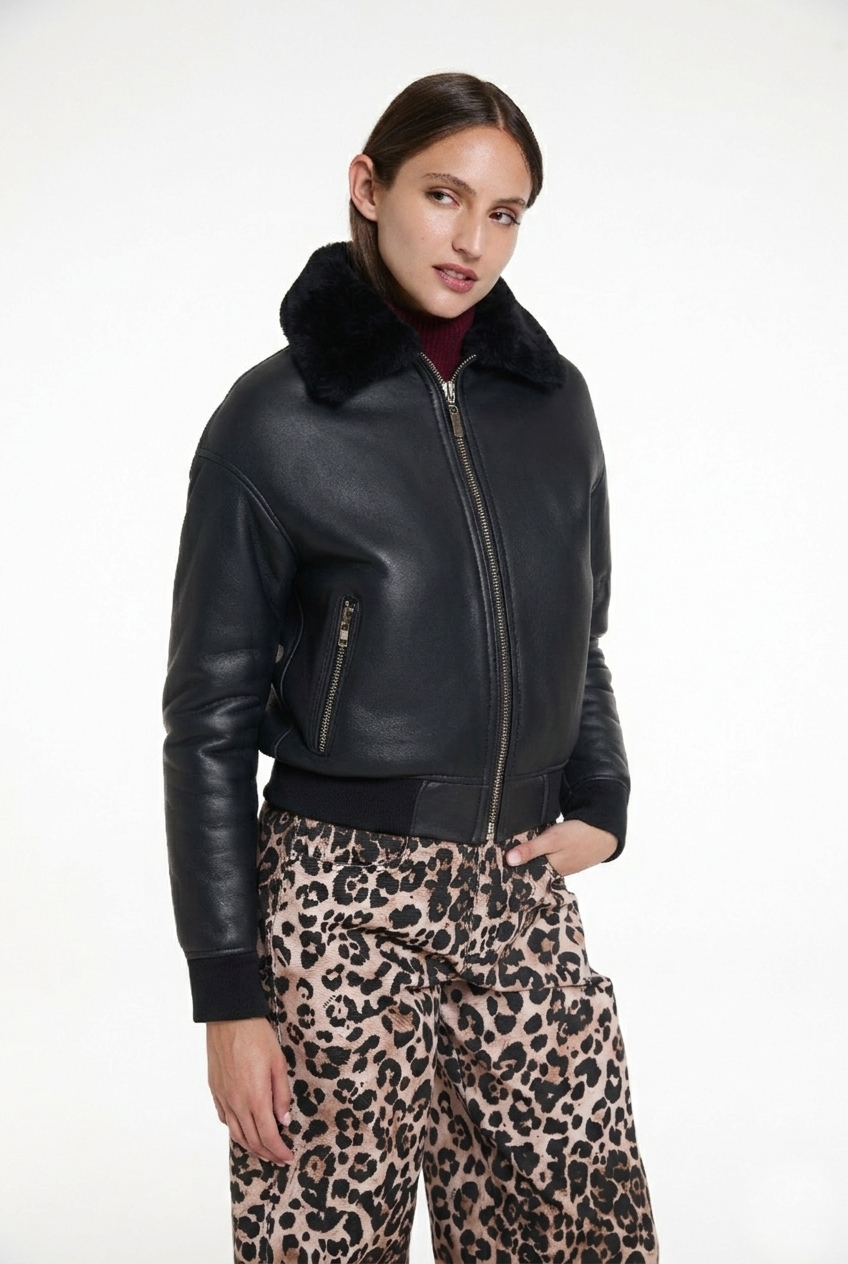 CAMPERA - CUERO - NEGRO - JUSTA OSADIA