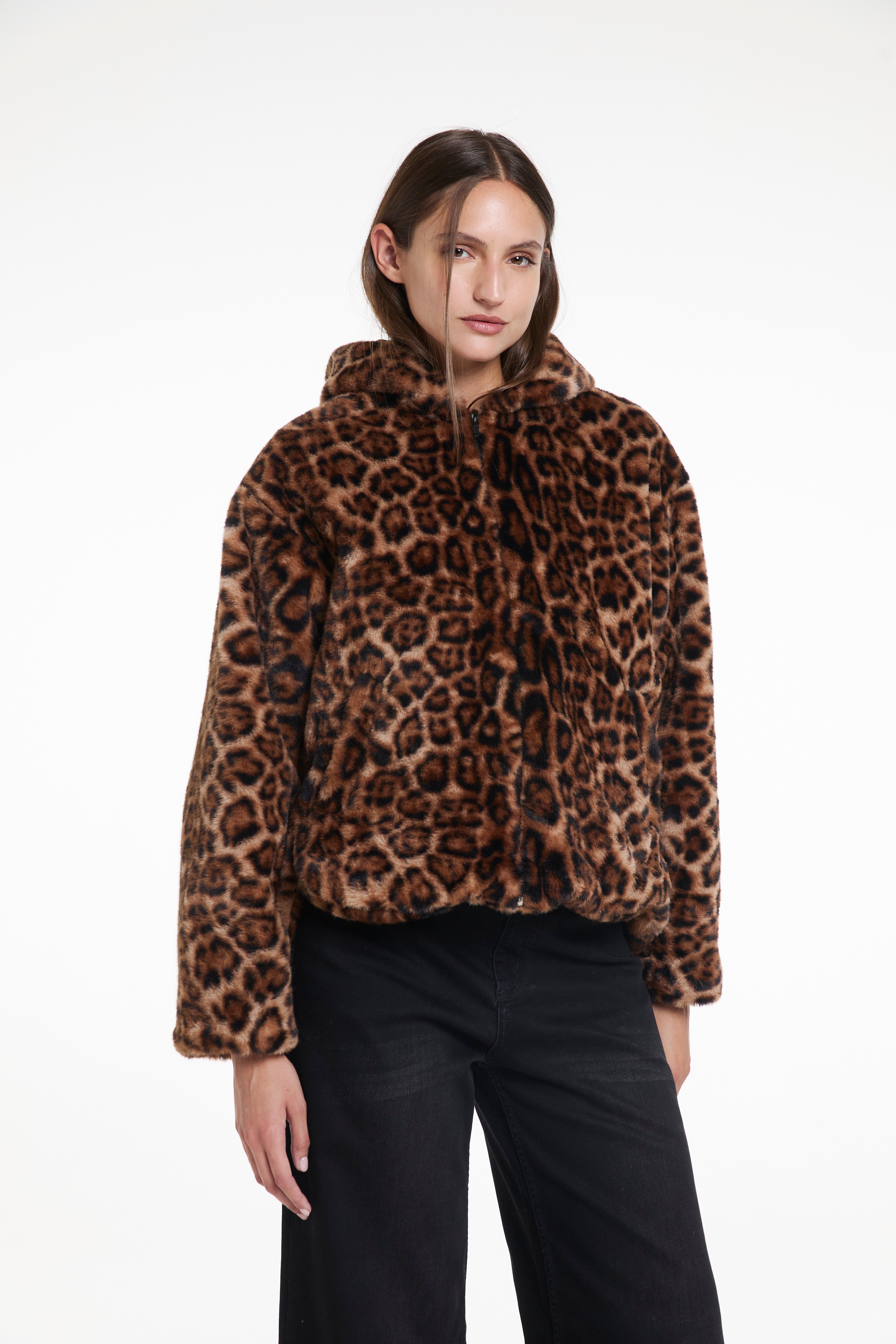 CAMPERA SOUL - PELO SINTÉTICO - ANIMAL PRINT - JUSTA OSADIA