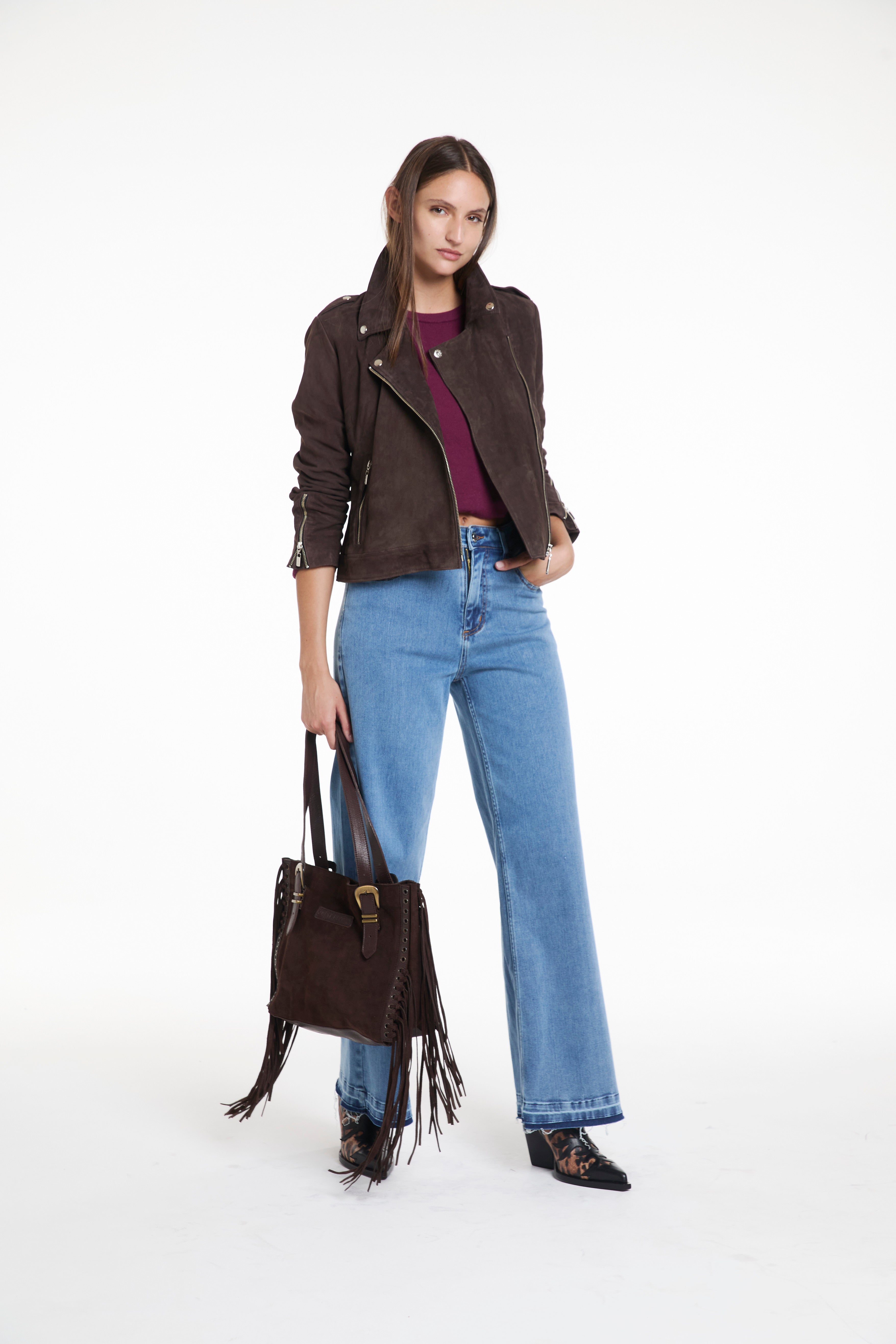 CARTERA, INDUMENTARIA, CUERO