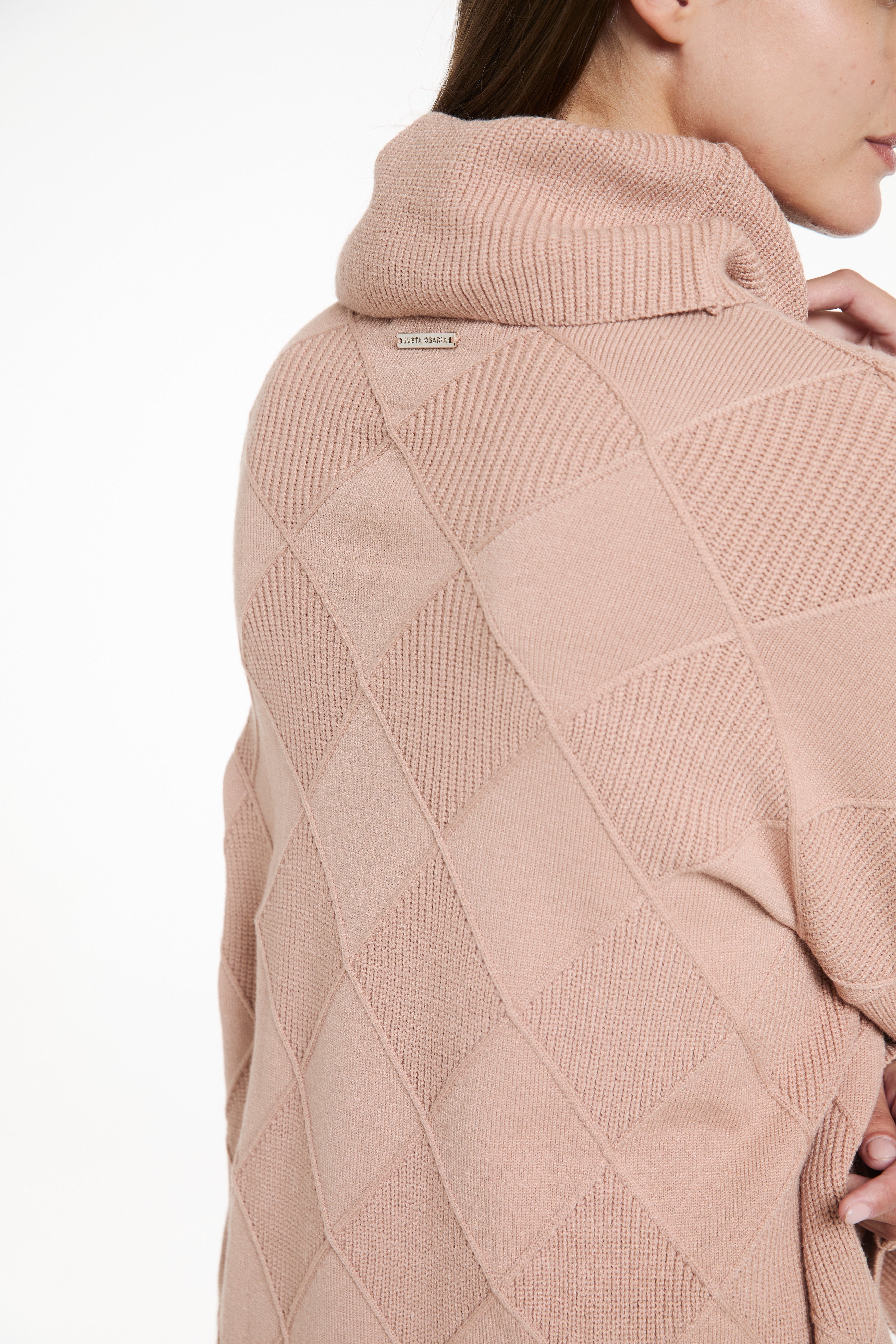SWEATER SQUARE