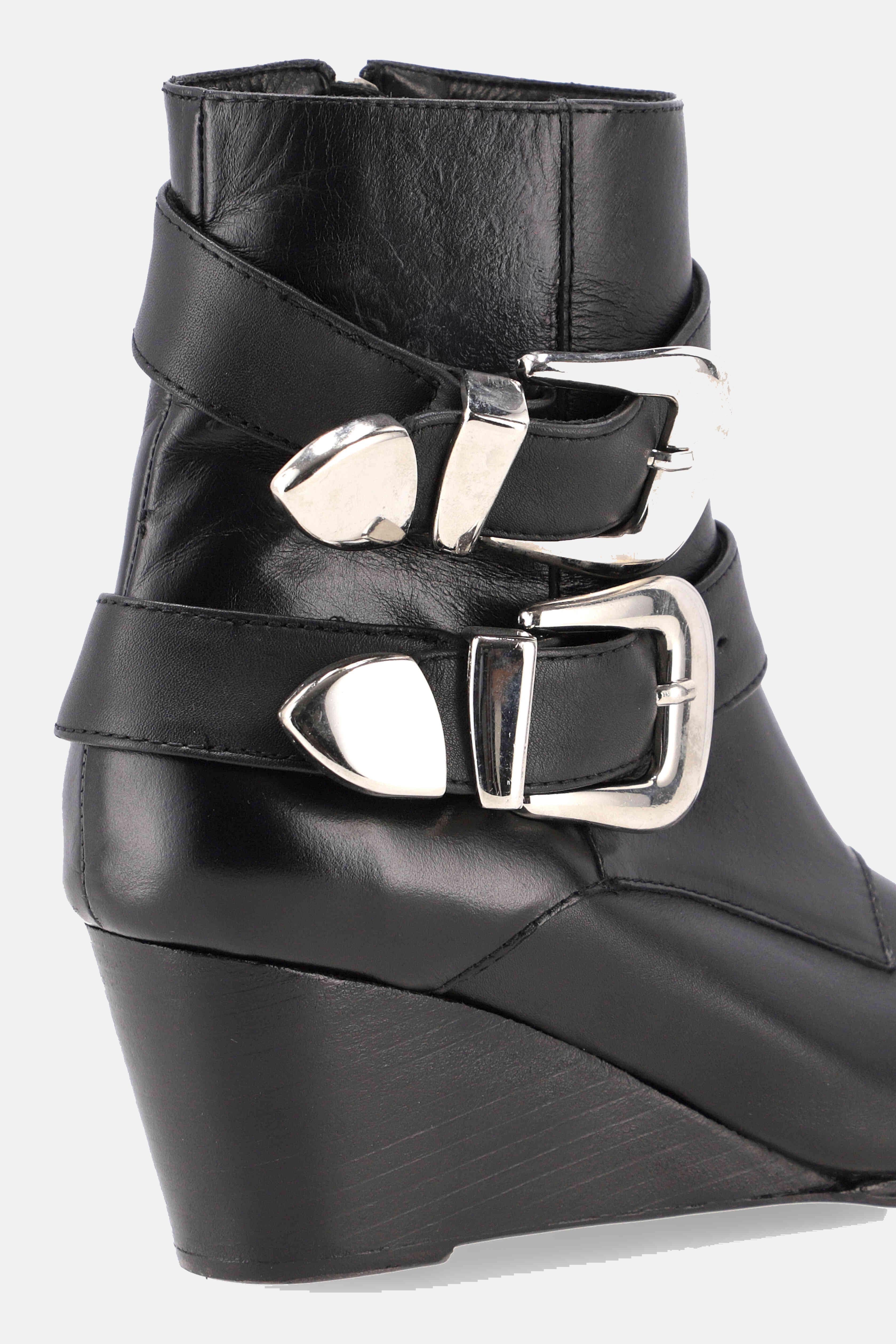 BOTA AUSTEN